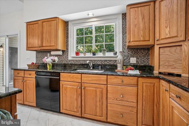 9103 LYNCHBURG CT, Fairfax, VA 22032