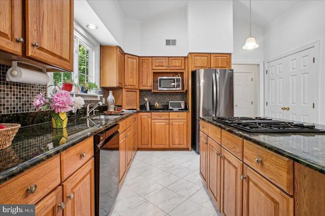 9103 LYNCHBURG CT, Fairfax, VA 22032