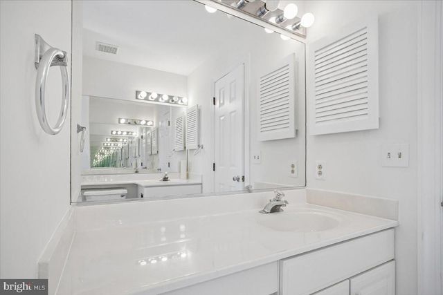 9103 LYNCHBURG CT, Fairfax, VA 22032