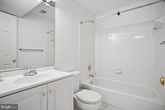 9103 LYNCHBURG CT, Fairfax, VA 22032