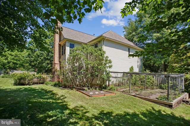 9103 LYNCHBURG CT, Fairfax, VA 22032