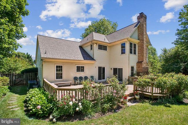 9103 LYNCHBURG CT, Fairfax, VA 22032