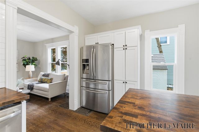 821 College Avenue, Grand Rapids, MI 49503