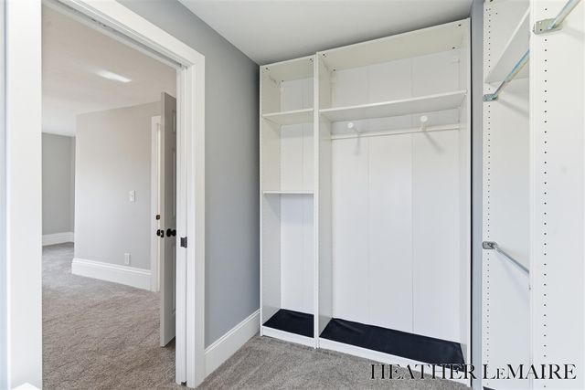 821 College Avenue, Grand Rapids, MI 49503