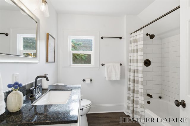 821 College Avenue, Grand Rapids, MI 49503