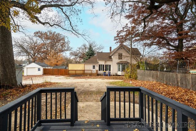 821 College Avenue, Grand Rapids, MI 49503