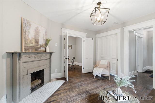 821 College Avenue, Grand Rapids, MI 49503