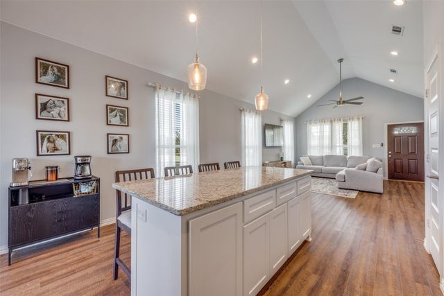 308 E Houston Street, Leonard, TX 75452