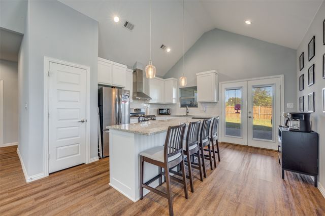 308 E Houston Street, Leonard, TX 75452