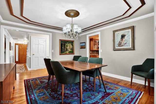 8 Hemlock Ln, Kinnelon Boro, NJ 07405