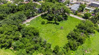 1024 Alvarado Street, Cleburne, TX 76031