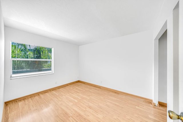 8320 Sands Point Blvd 208M, Tamarac, FL 33321