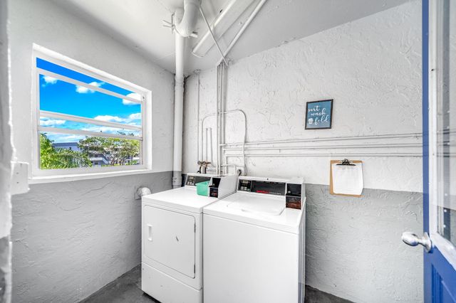 8320 Sands Point Blvd 208M, Tamarac, FL 33321