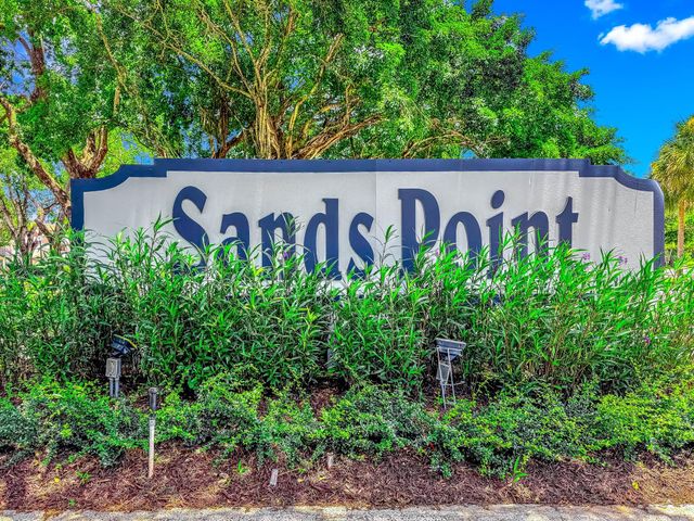 8320 Sands Point Blvd 208M, Tamarac, FL 33321