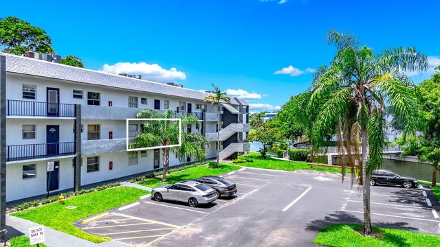 8320 Sands Point Blvd 208M, Tamarac, FL 33321