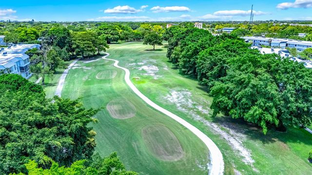 8320 Sands Point Blvd 208M, Tamarac, FL 33321