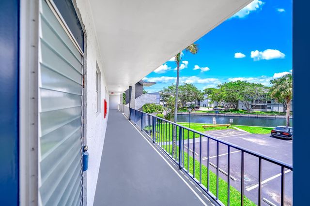 8320 Sands Point Blvd 208M, Tamarac, FL 33321