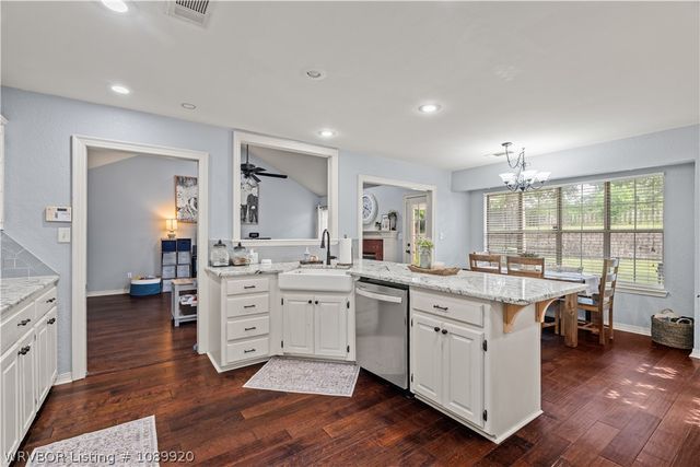 1402 Northview Drive, Van Buren, AR 72956