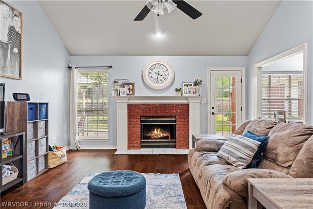 1402 Northview Drive, Van Buren, AR 72956
