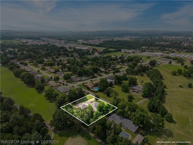 1402 Northview Drive, Van Buren, AR 72956