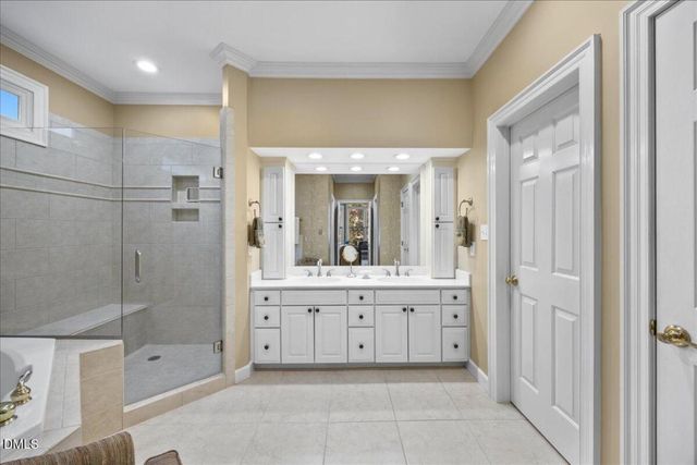 73219 Burrington, Chapel Hill, NC 27517