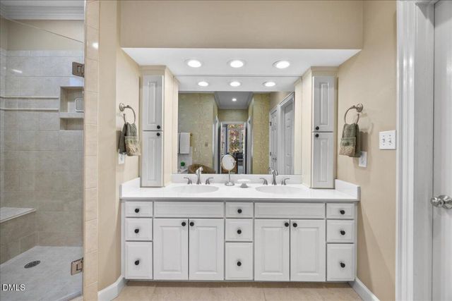 73219 Burrington, Chapel Hill, NC 27517