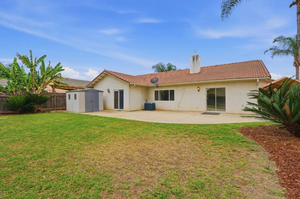 Image 45 of property listing at 4106 E Westcott Avenue, Visalia, CA 93277