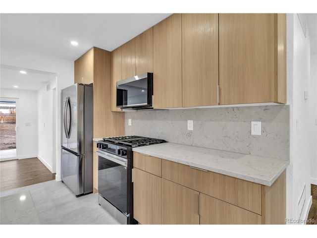 1551 W Hoye Pl, Denver, CO 80223