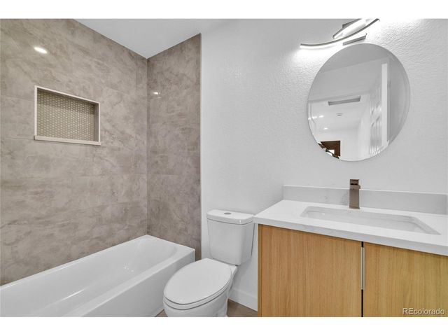 1551 W Hoye Pl, Denver, CO 80223