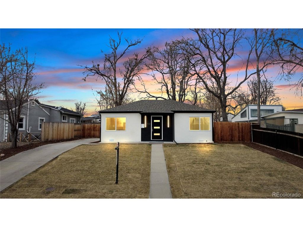 1551 W Hoye Pl, Denver, CO 80223