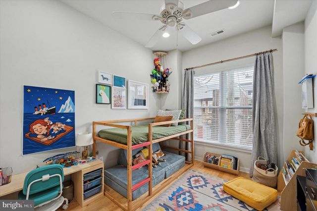 2078 E SUSQUEHANNA, Philadelphia, PA 19125