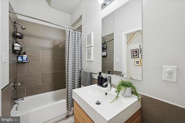 2078 E SUSQUEHANNA, Philadelphia, PA 19125