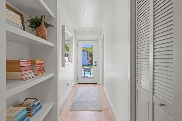 1429 El Nido Way, Sacramento, CA 95864