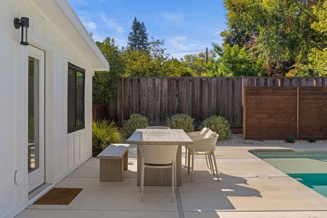 1429 El Nido Way, Sacramento, CA 95864