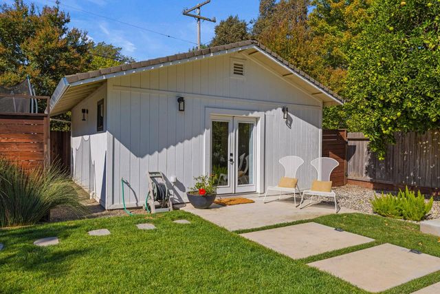 1429 El Nido Way, Sacramento, CA 95864