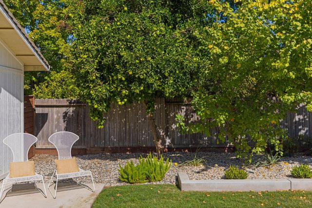 1429 El Nido Way, Sacramento, CA 95864