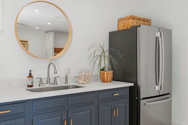 1429 El Nido Way, Sacramento, CA 95864