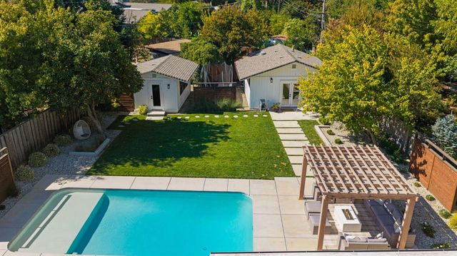 1429 El Nido Way, Sacramento, CA 95864