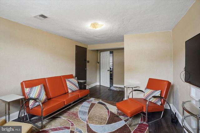 308 LEWIS RD, Springfield, PA 19064