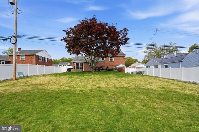 308 LEWIS RD, Springfield, PA 19064