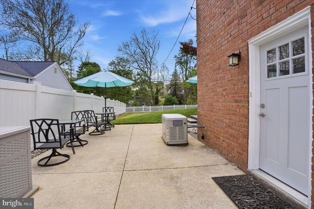 308 LEWIS RD, Springfield, PA 19064