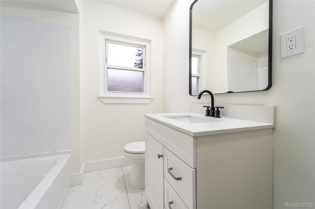 16535 Lincoln Avenue, Eastpointe, MI 48021