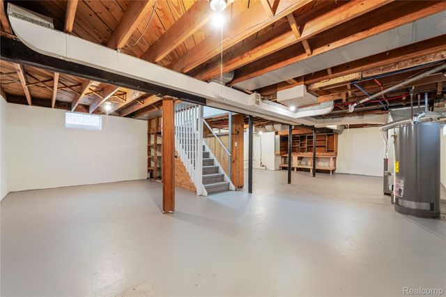 16535 Lincoln Avenue, Eastpointe, MI 48021