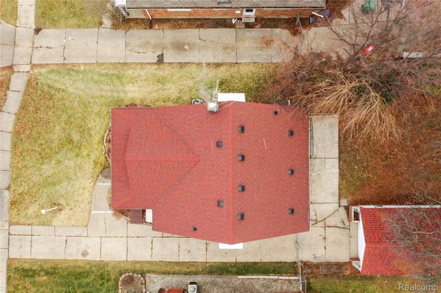 16535 Lincoln Avenue, Eastpointe, MI 48021