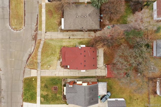 16535 Lincoln Avenue, Eastpointe, MI 48021