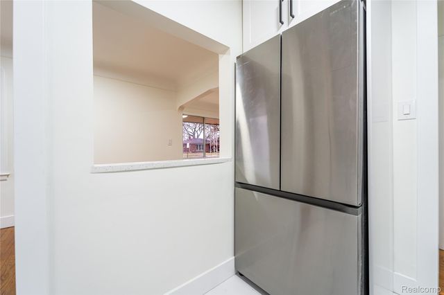 16535 Lincoln Avenue, Eastpointe, MI 48021