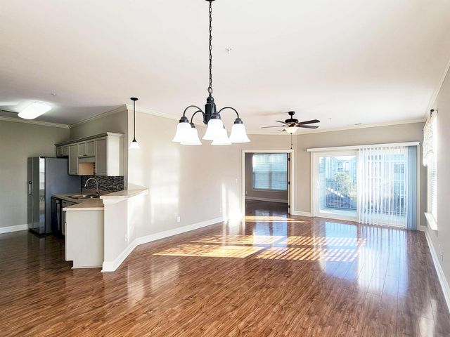 100 Ella Kinley Cir Unit 304, Myrtle Beach, SC 29588