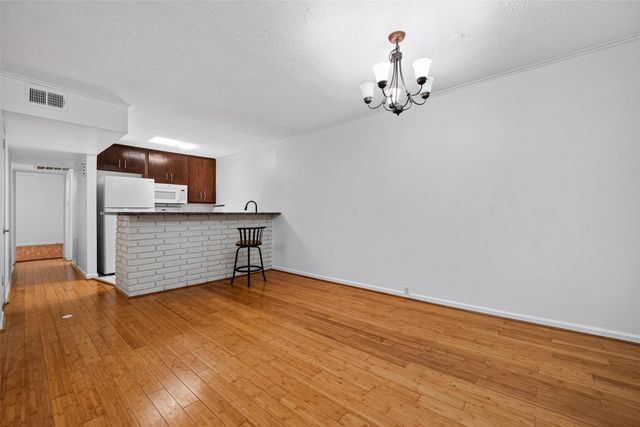 3271 Sul Ross Street 20, Houston, TX 77098