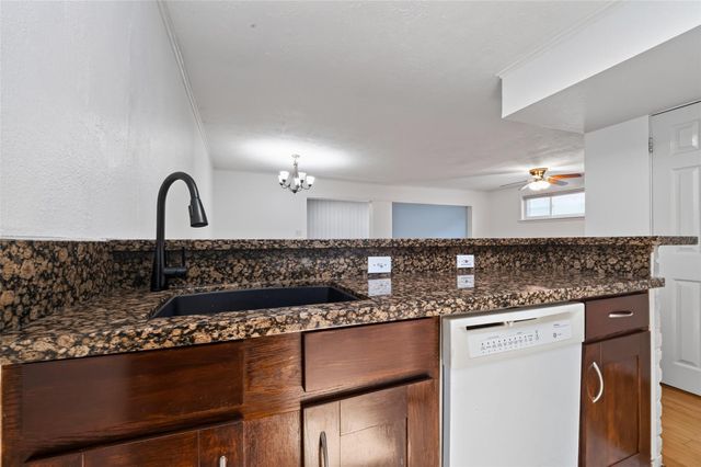 3271 Sul Ross Street 20, Houston, TX 77098