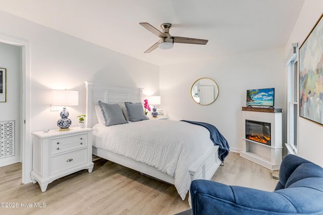 313 E Brown Street G, Southport, NC 28461